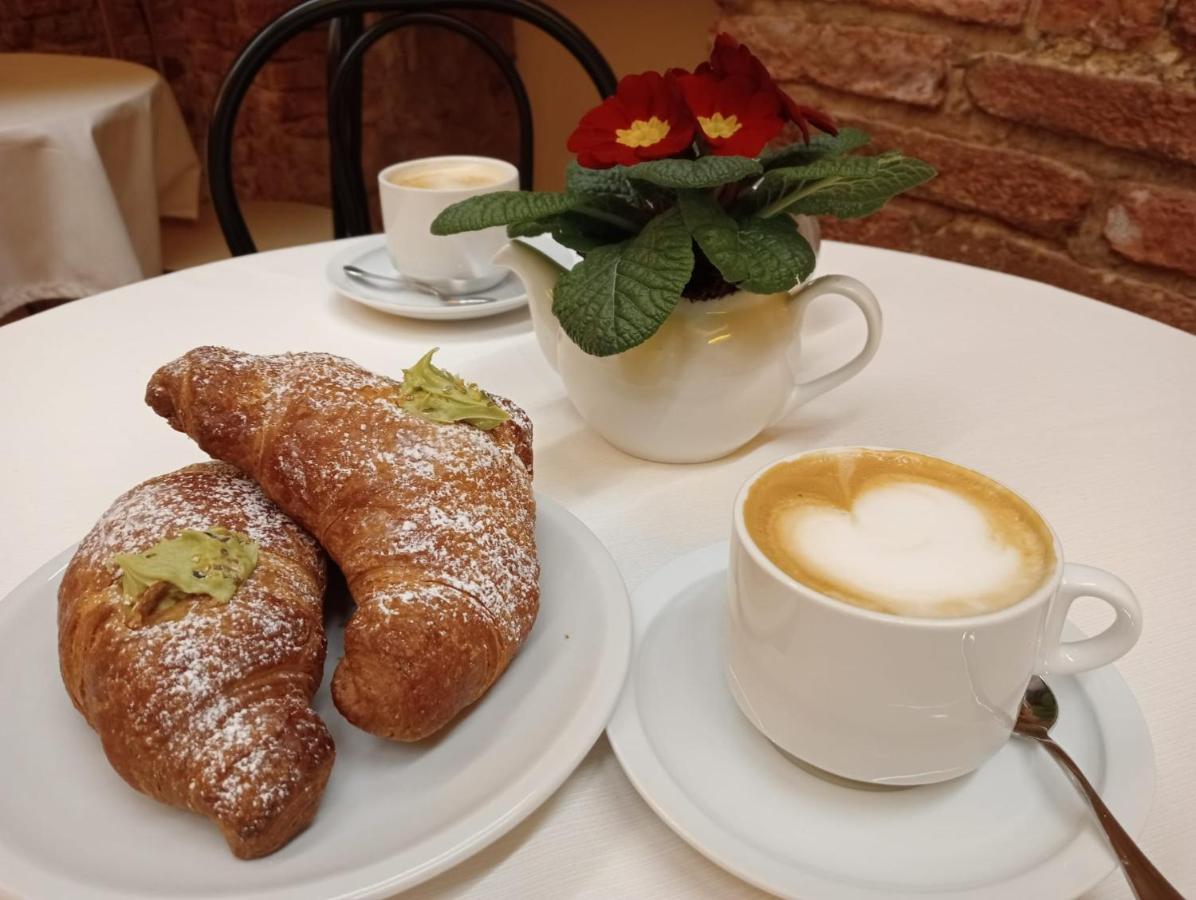 مبيت وإفطار Montepulciano Stazione Meuble Evoe المظهر الخارجي الصورة