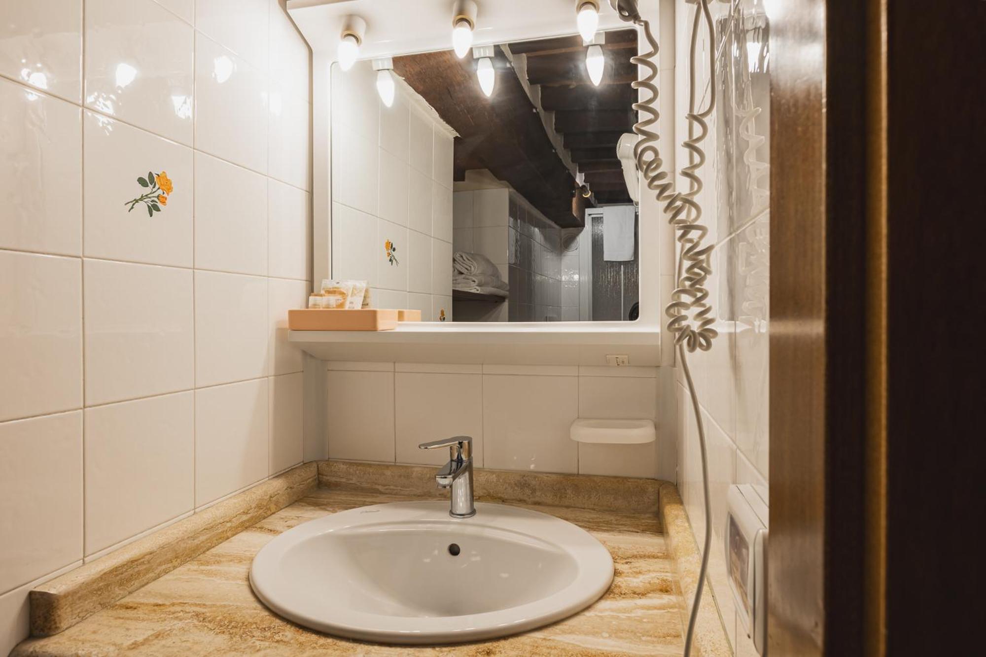 مبيت وإفطار Montepulciano Stazione Meuble Evoe المظهر الخارجي الصورة