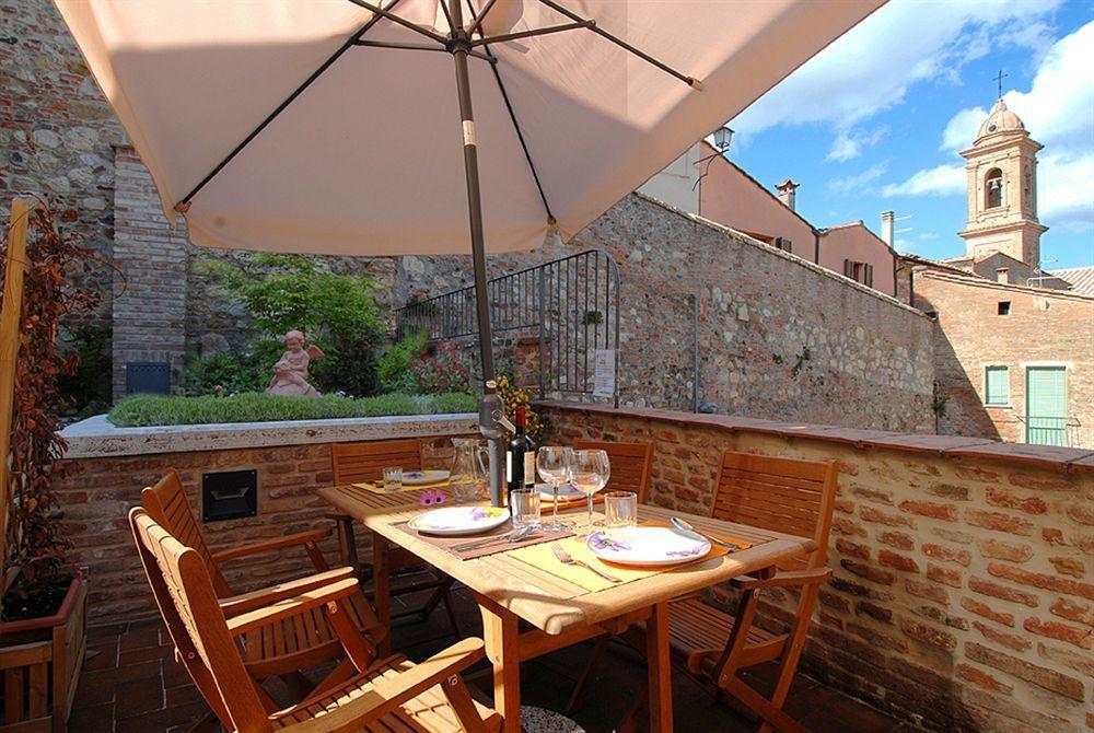 مبيت وإفطار Montepulciano Stazione Meuble Evoe المظهر الخارجي الصورة